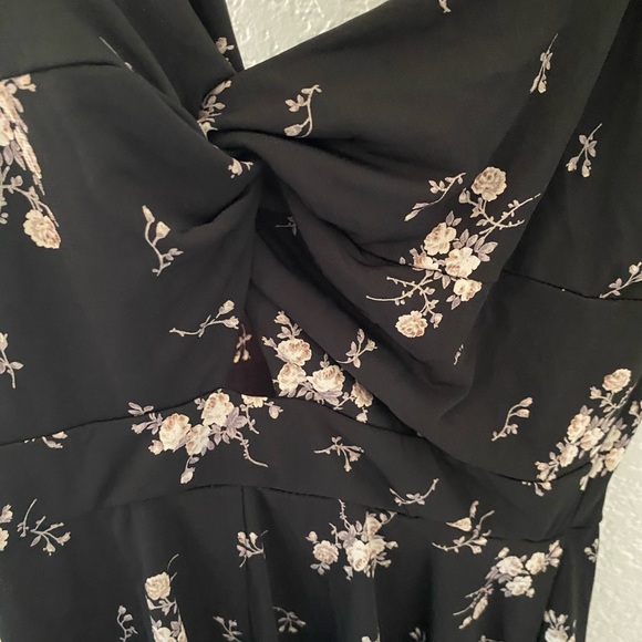 Romper - Picture 2 of 2